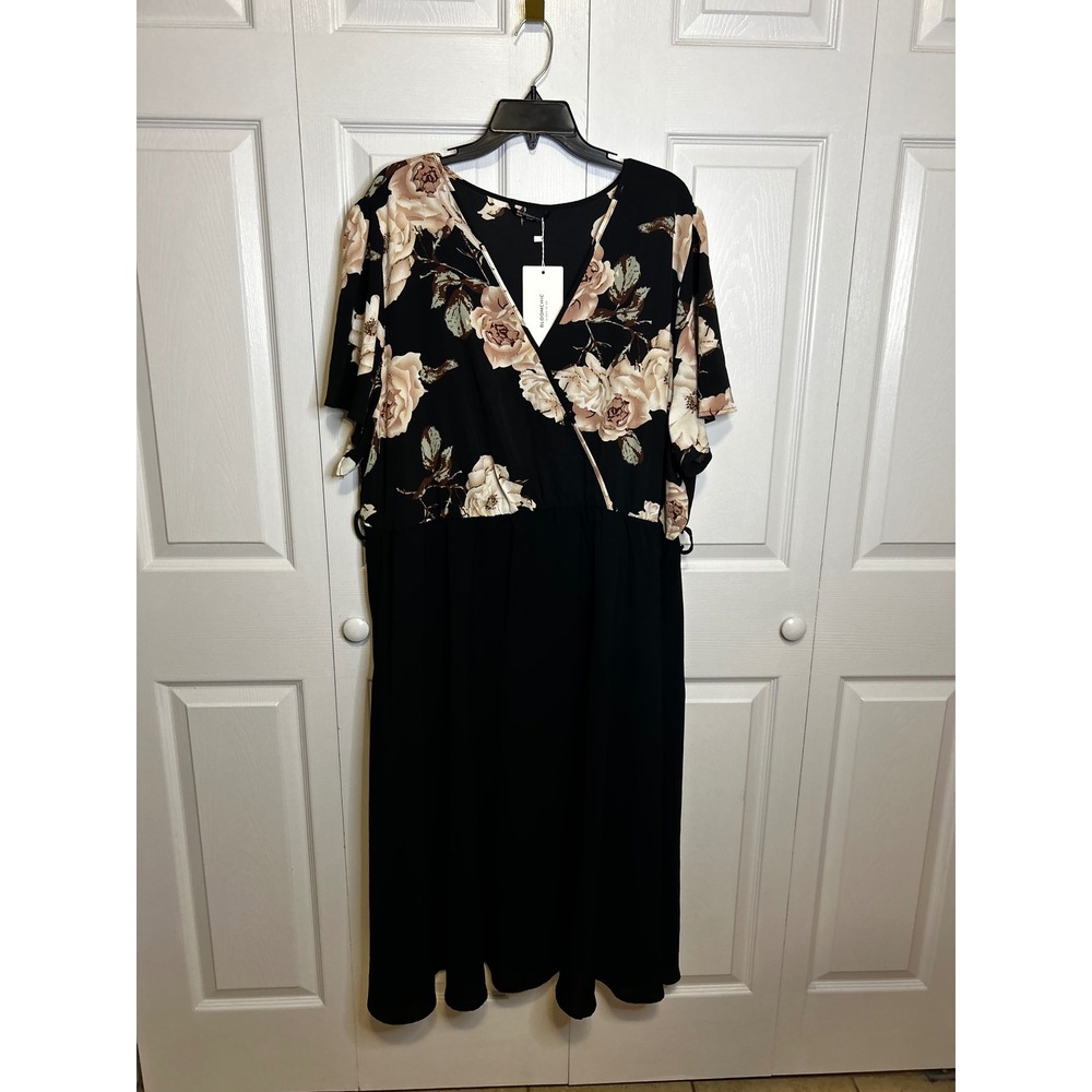 Bloomchic Women Plus 26 Black Floral Surplice V-Neck Short Sleeve Midi Dress NWT